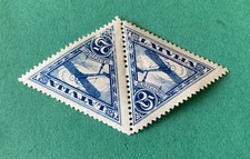 Latvia Latvija 1931 - 2 unused triangle airmail stamps - Michel No. 179
