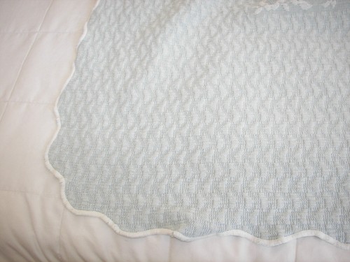 Columbine Cody White Seafoam Green King Spread 100% Cotton Size 120” x 116” - Picture 4 of 21