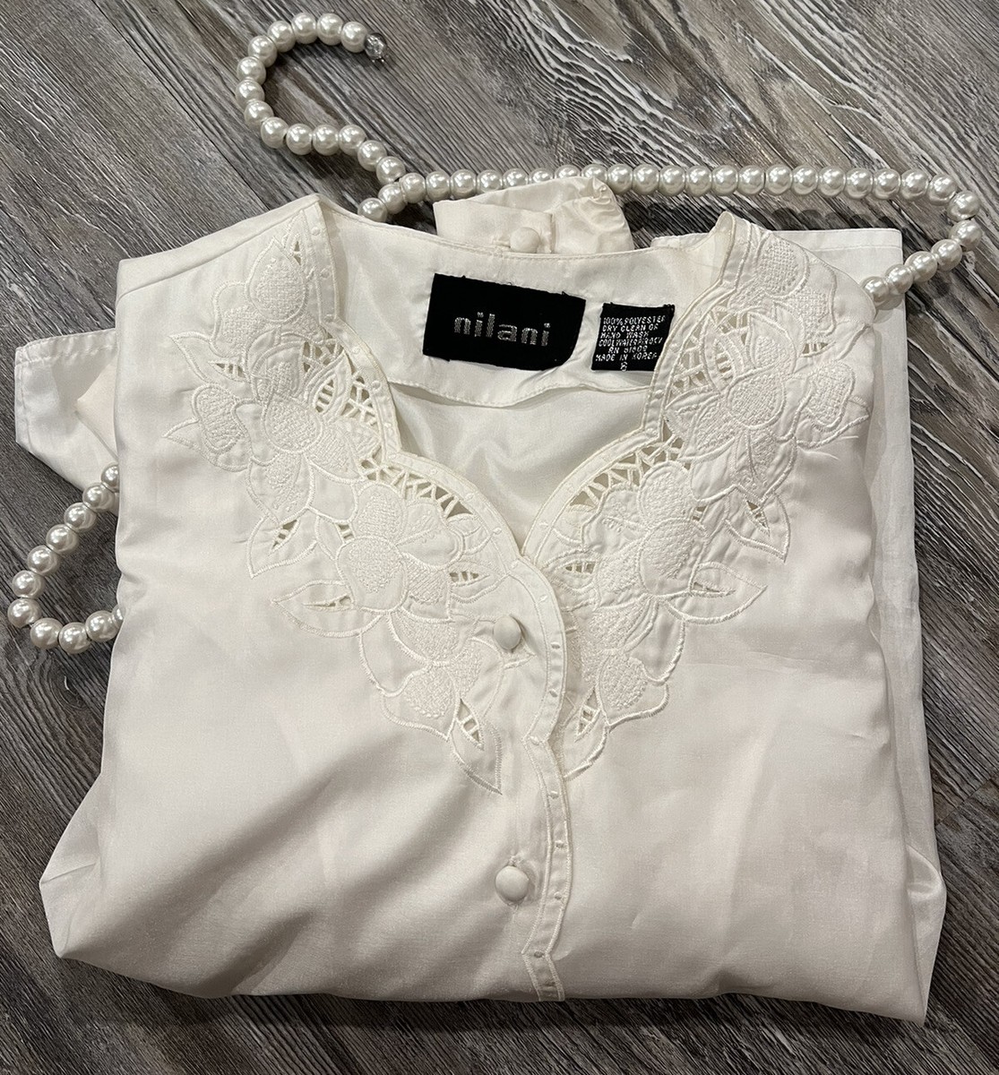 VTG 80's Nilani Women's Korea White Long Sleeve Chest