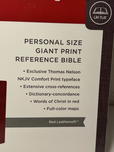 Thomas Nelson - NKJV Personal Size Giant Print Red Leathersoft - Picture 2 of 11