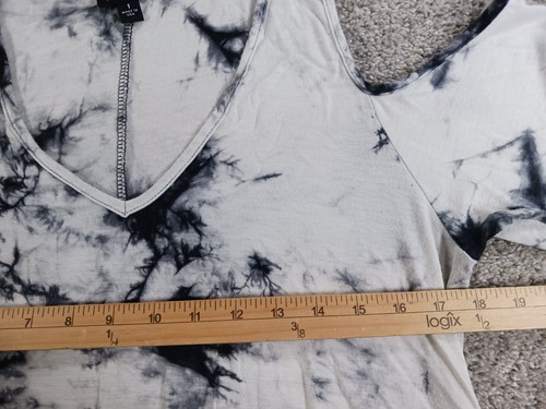 Camisa de manga corta Torrid talla 1 para mujer blanca negra cuello en V hombro frío - Imagen 5 de 10