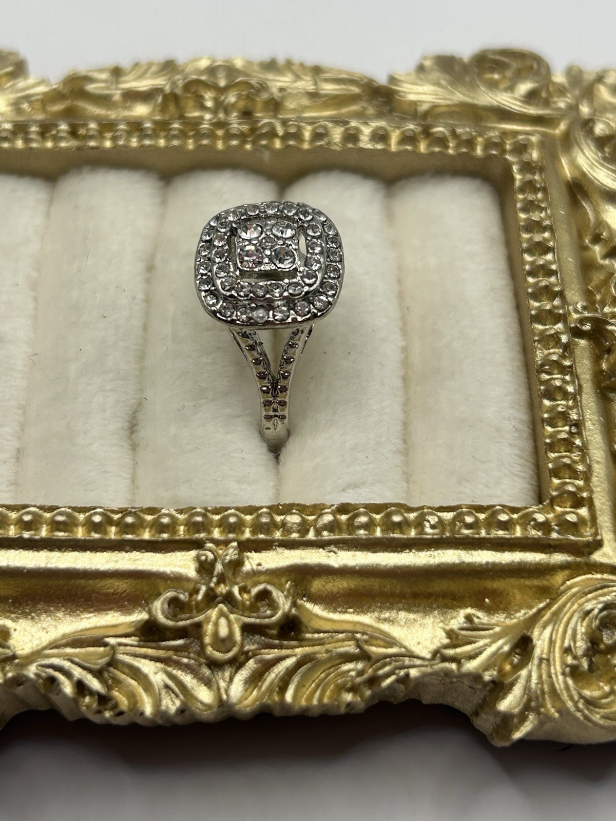 Silver Tone Halo Cluster Statement Ring Size 6.5 … - image 4