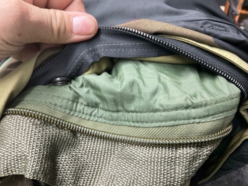 US Military 4 Piece Modular Sleeping Bag Sleep System MSS w/G Bivy Woodland Camo - Picture 3 of 6