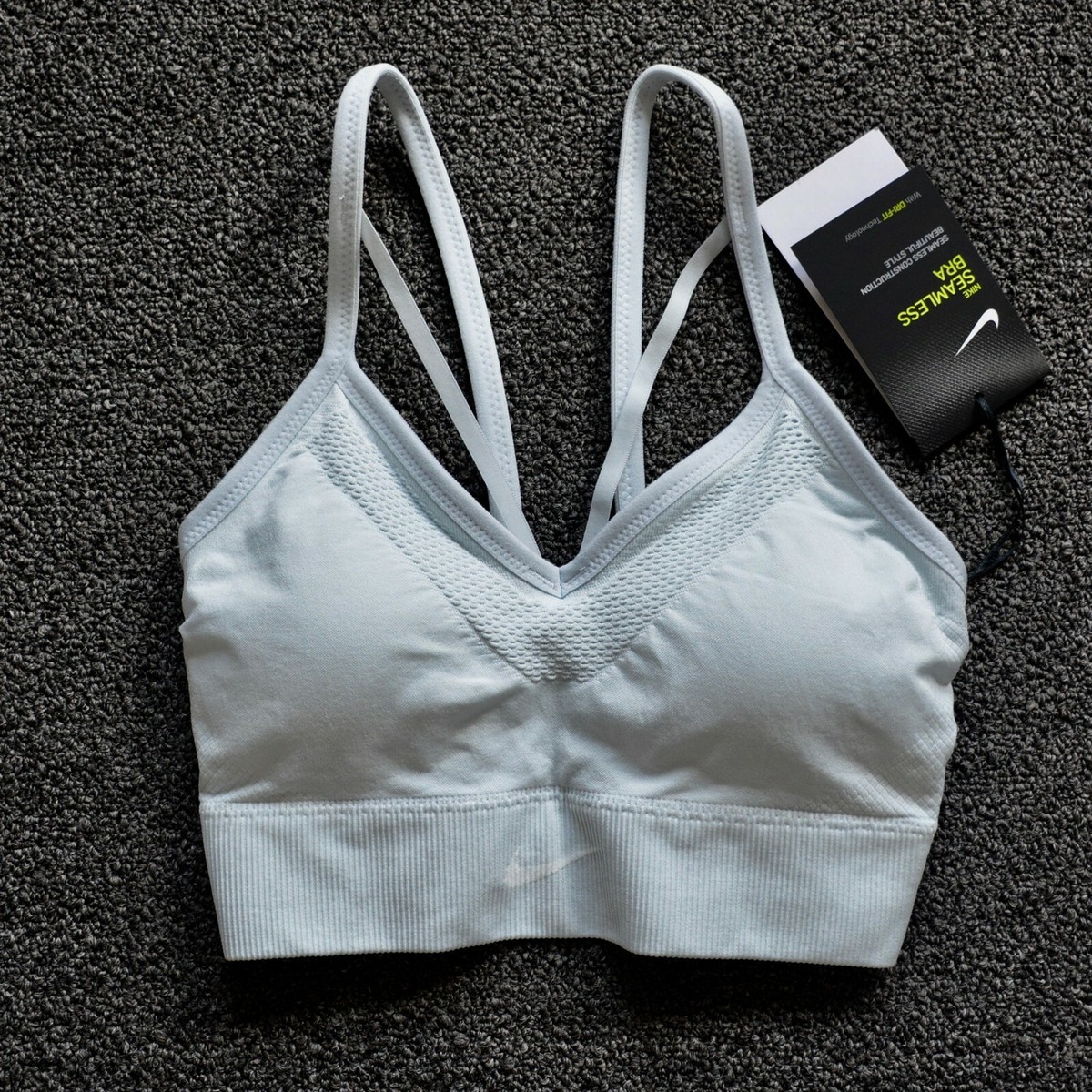 nike seamless light sports bra
