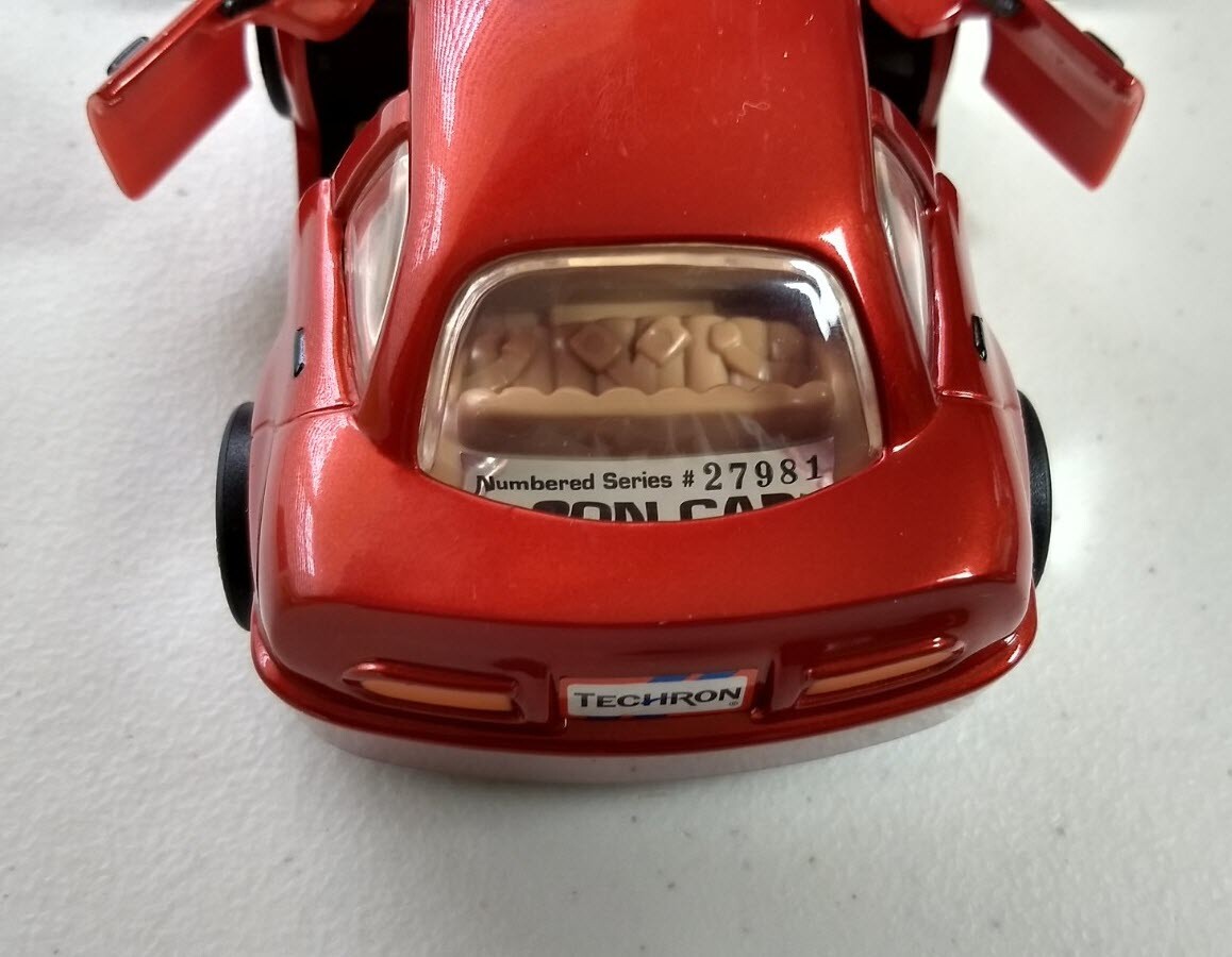 THE CHEVRON CARS（オリジナルケース入り、未使用品） Chevron Cars Fun Club Kit Special Numbered Icon Car Edition