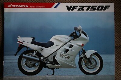 Honda 1986 VFR750F Prospekt. Fast perfekter Zustand.