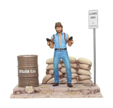 SD Toys Movie Icons: Invasion USA Matt Hunter Figure with Diorama