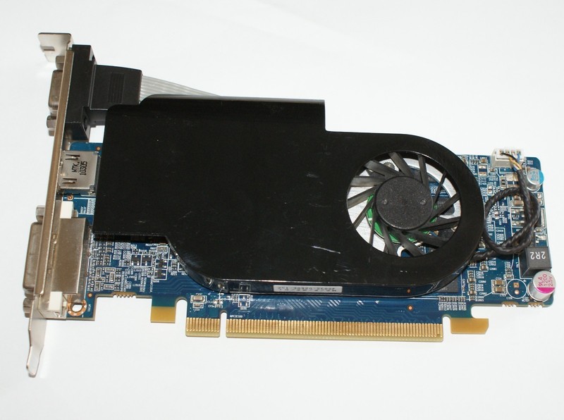 Sapphire Radeon HD 5570 1GB DVI/VGA/HDMI PCIE Graphics Card
