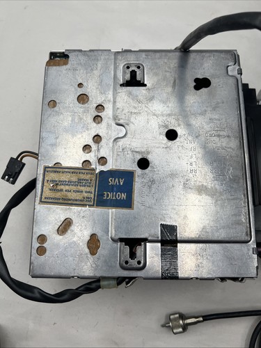 1977-83 GM Chevrolet Cadillac Fleetwood Deville CB AM/FM Radio Head Unit - Picture 21 of 24