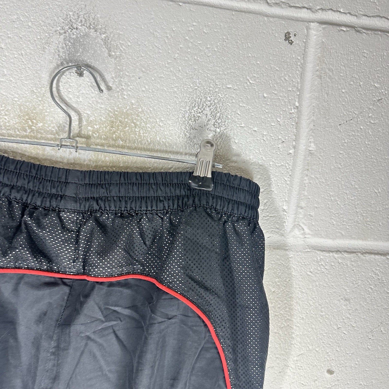 Vintage Nike Tracksuit Bottoms Mens Medium Black Red Swoosh Y2K 00s Baggy Retro* thumbnail 6