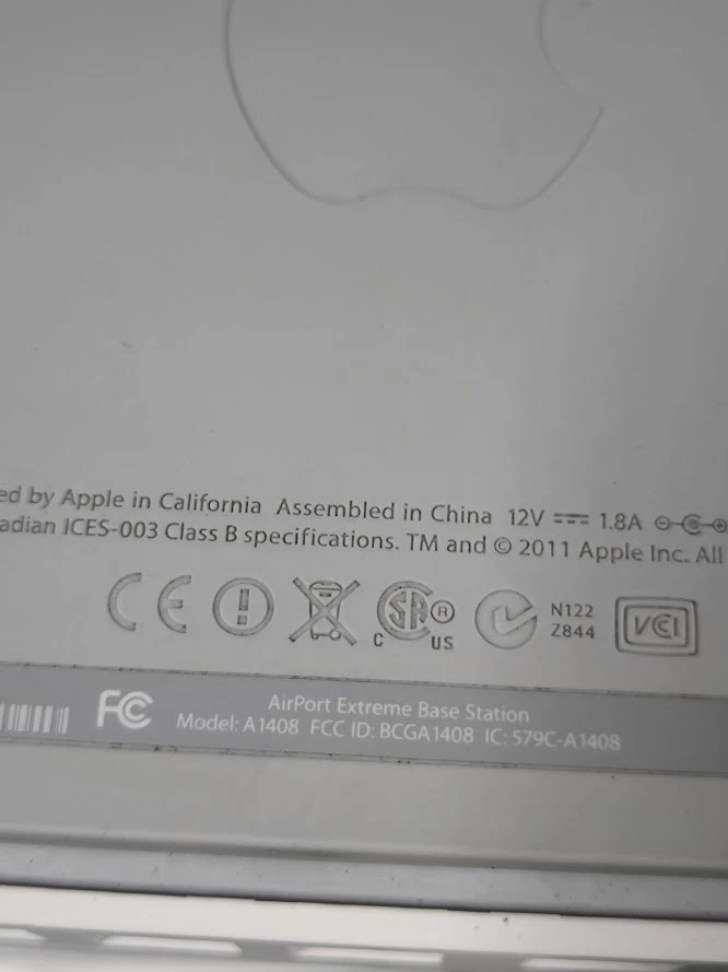 Lot of 11 Apple AirPort Extreme Base Stations A1408 - For Parts - Image 2 of 4