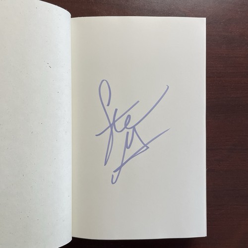 SIGNED “The Ballad of Never After” Stephanie Garber - Barnes and Noble Edition - Picture 2 of 13