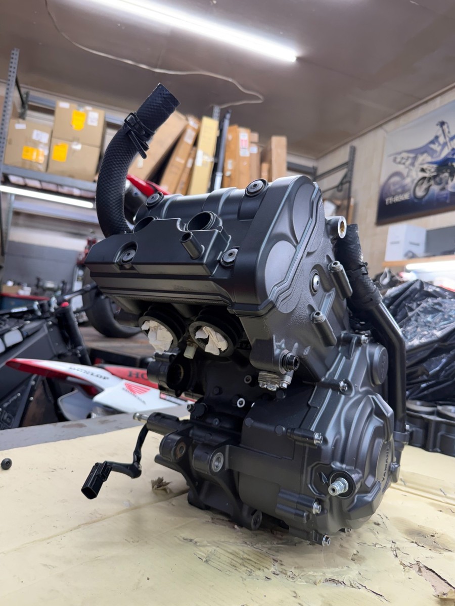 2022-2025 Yamaha YZF-R7 Complete OEM Engine/ Motor ONLY 237 Miles