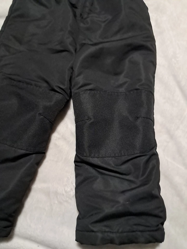 Pantalones de nieve negros unisex Healthtex para niños pequeños talla 5T invierno nieve clima frío Foto 3 de 4