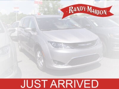 2020 Chrysler Pacifica Touring Chrysler Pacifica Billet Silver Metallic Clearcoat with 0, for sale!