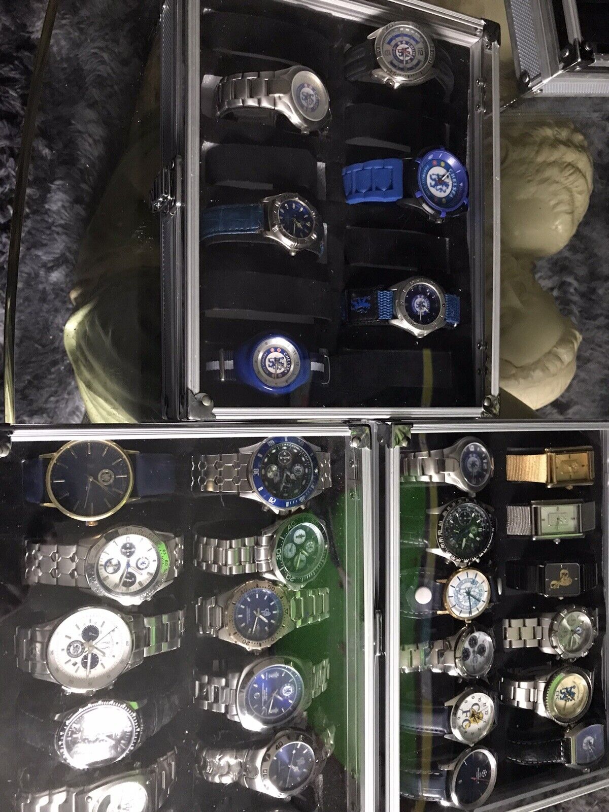 Picture 1 of 4