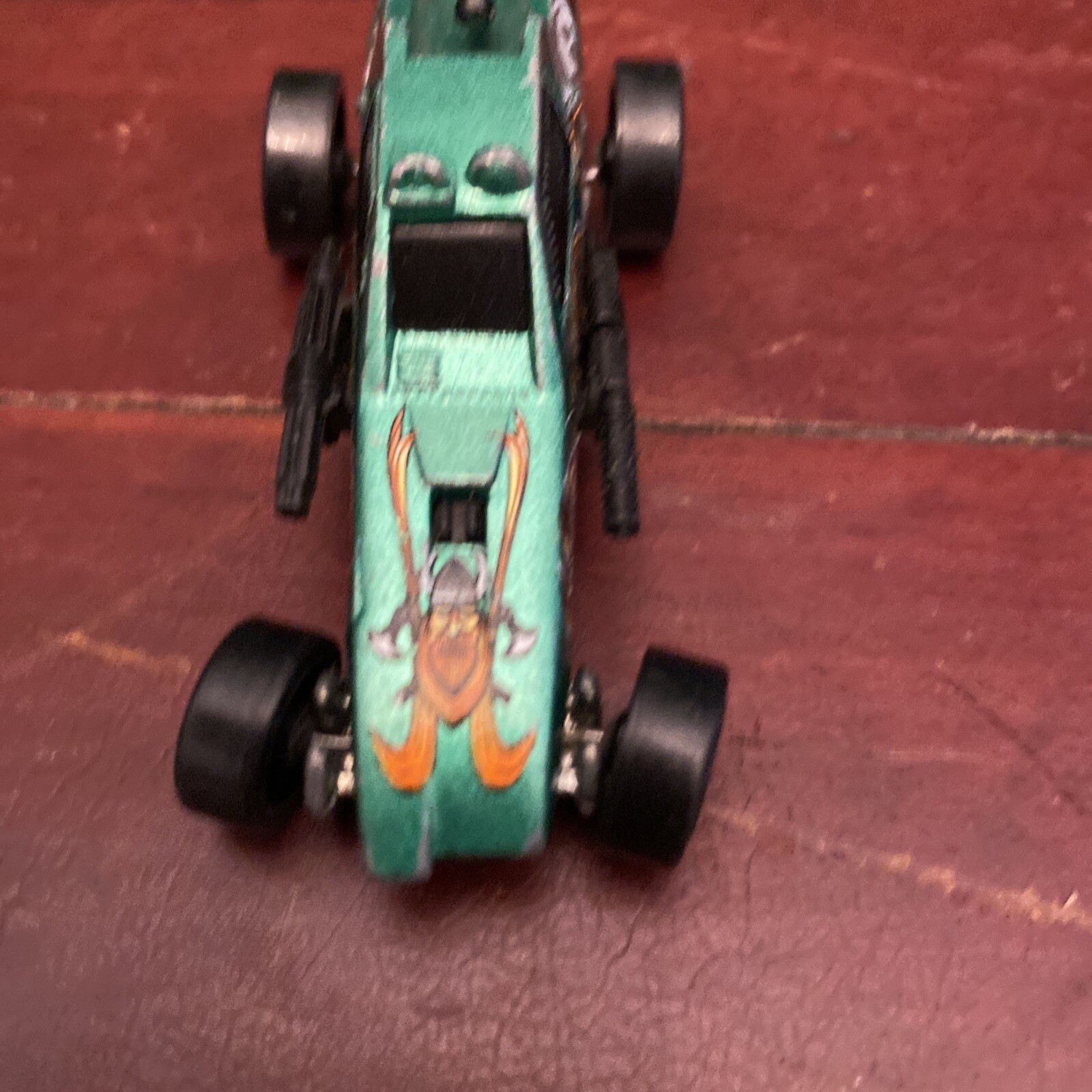 Picture 5 of 24
