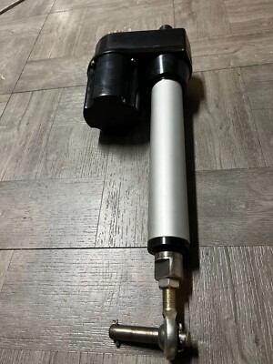 USED Trane Linear Stepper Drive Actuator ACT00680  INCLUDING HARNESS