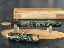 Vintage Conway Stewart Executive 60 Fountain Pen - Green Hatched - with DURO Con