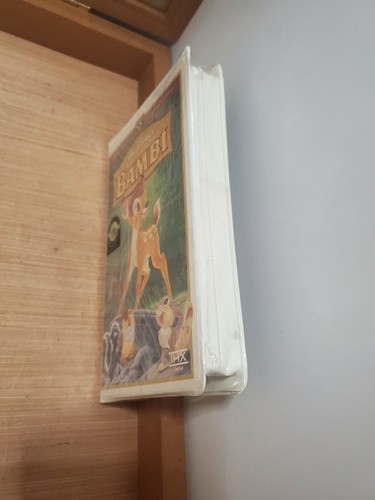 VHS - BAMBI - 55TH ANNIVERSARY! WALT DISNEY! Factory Sealed! - Picture 9 of 10