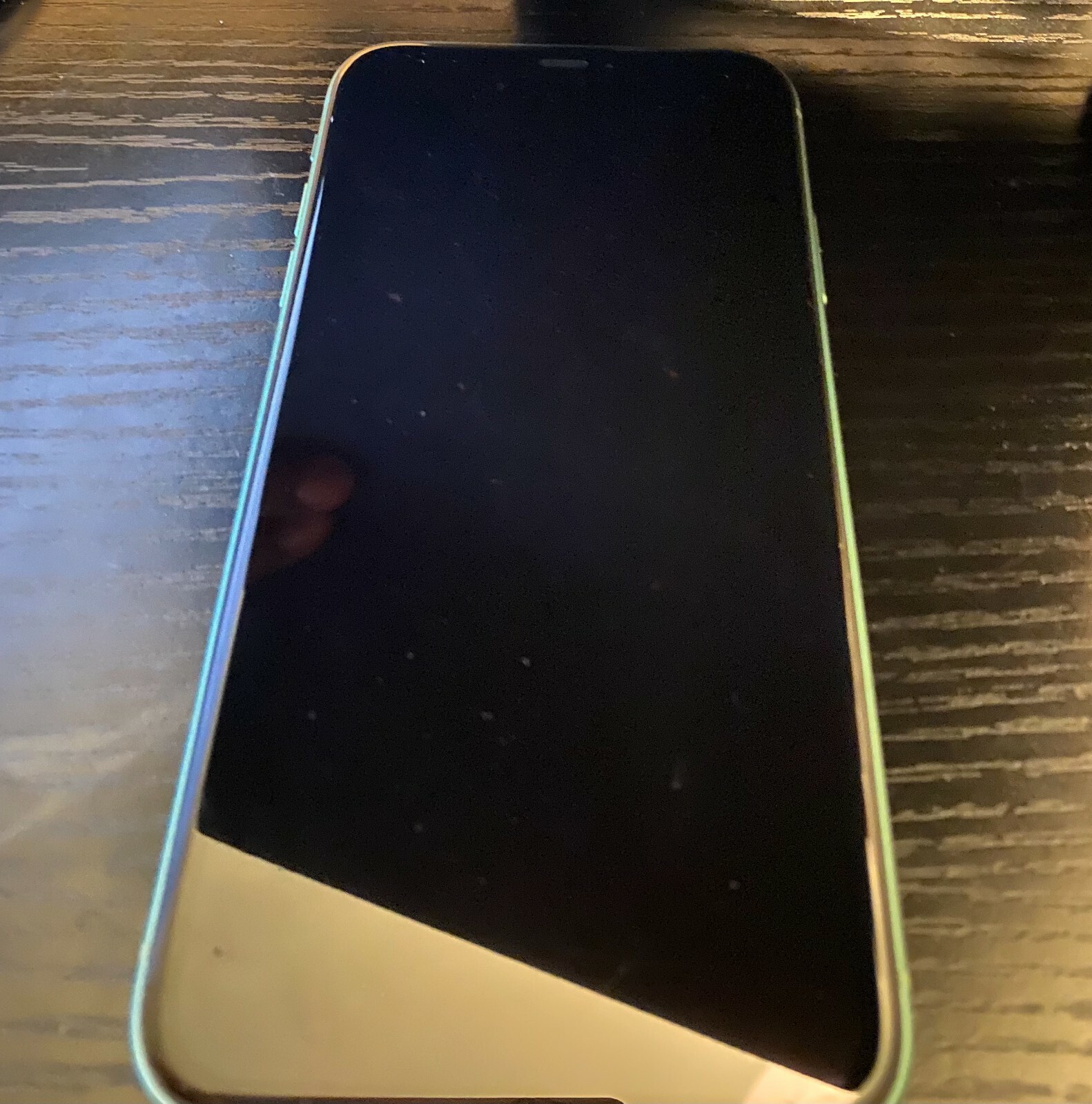 Apple iPhone 11 - 64GB - Green (Verizon) A2111 (CDMA + GGSM) for