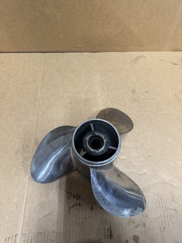 Yamaha 14 7/8 X 21 ML pitch LH Stainless Steel Prop Propeller - Picture 7 of 8