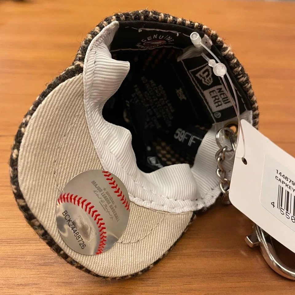 New Era Dodgers Cap Keychain Tweed Brown Charm MUSE Baycrews Japan Exclusive - Image 3 of 3