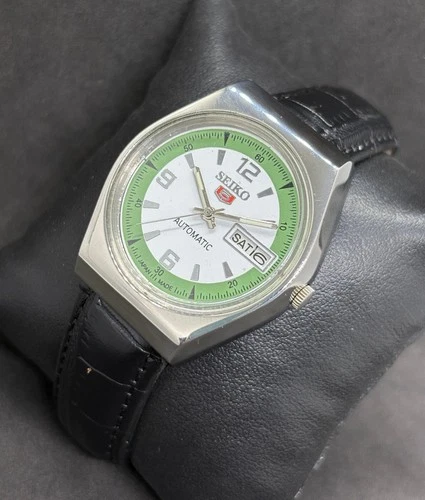 Vintage Refurbished Seiko 5 Automatic Day/Date Japan Men's Wrist Watch