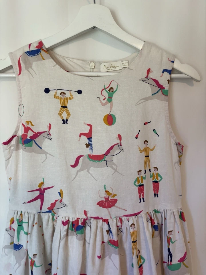 Vestido Mini Boden 11 12 Años Estampado Circo Blanco Hasta la Rodilla Sin Mangas Foto 4 de 4