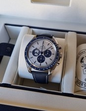Silver Snoopy Award 50th Anniversary Speedmaster Omega - 310.32.42.50.02.001