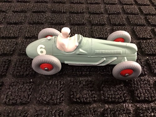 Vintage DINKY Toys #233 Cooper-Bristol Racing Car (Restored) - Picture 3 of 5