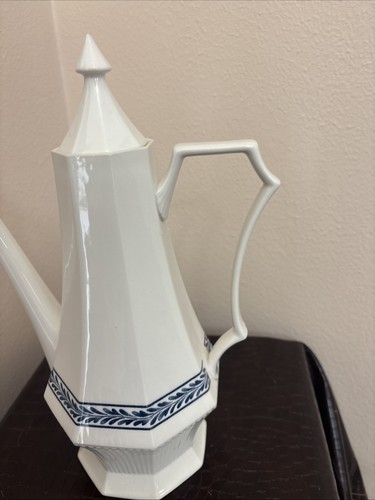 Vtg Independence Ironstone Castleton Japan Coffee Pot w Lid "Blue Tulip" Japan - Picture 5 of 19