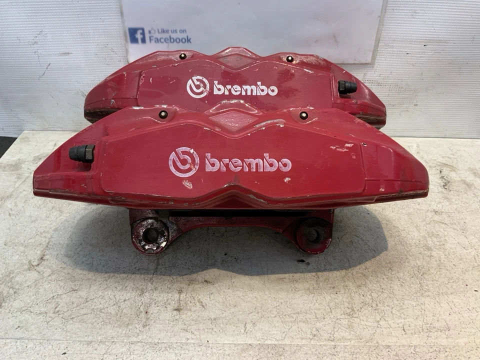Par de pinzas de freno delanteras izquierda derecha Brembo Hyundai Genesis 2010-2016 Foto 2 de 4