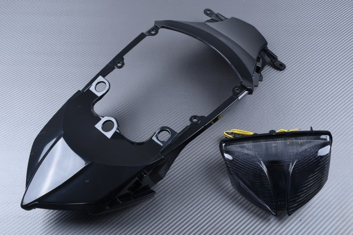 Kit carénage GSXR 750 non verni et feu arrière noir contre les fissures Suzuki 08-10