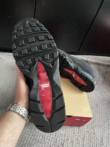 Levi's x Nike Air Max 95 OG Black | UK 9.5 | HM4743-001 | IN HAND | FAST SHIP ✅ - Picture 4 of 7