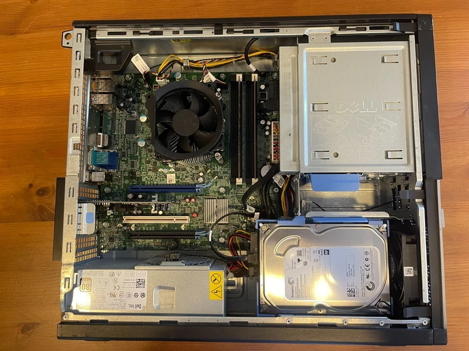 Dell Optiplex 990 SFF Windows 10 Intel i5-2400 3,10 GHz CPU 4 GB RAM 500 GB HD Foto 3 de 4