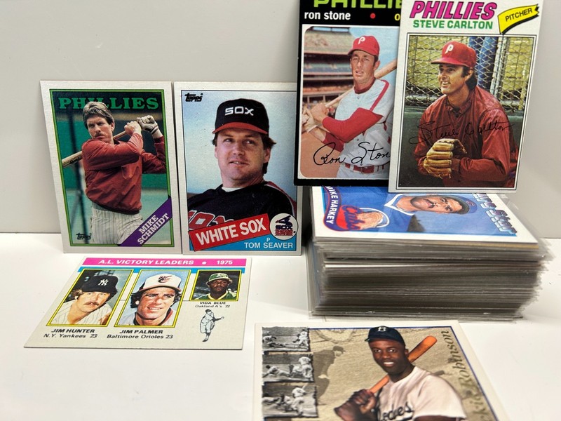 Large Baseball Card Lot - 260 Cards - Filled with STAR PLAYERS