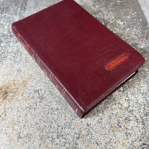 Holy Bible, Concordance, Single Column Edition, NIV, Zondervan, Black Letter - Picture 1 of 6