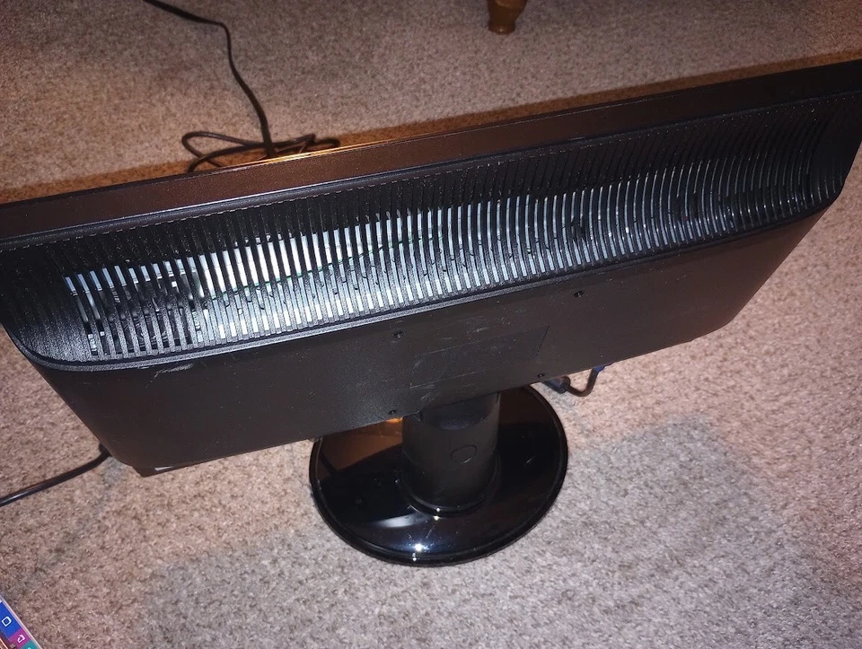 HP S1931a LCD 18.5" Widescreen VGA DVI Blu Ray Computer Monitor 2011 Tested - Image 3 of 4