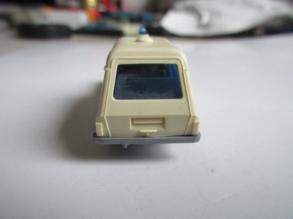 WIKING 1:87 Mercedes 200 Croce Rossa / Drk - Immagine 3 di 3