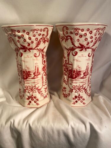Jeanne Reed's Matching Pair Of Vases 8.75" Tall Porcelain Seascape Burgundy - Picture 5 of 15