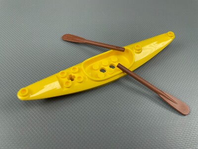 値下げ依頼の方専用 LEGO Yellow Minifigure Kayak Boat with Reddish Brown Paddles 60240