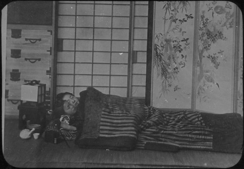 Japon.Japan.Lit Japonais.Japanese Bed.Lantern Magic slide.Projection Lanterne. - Picture 2 of 2