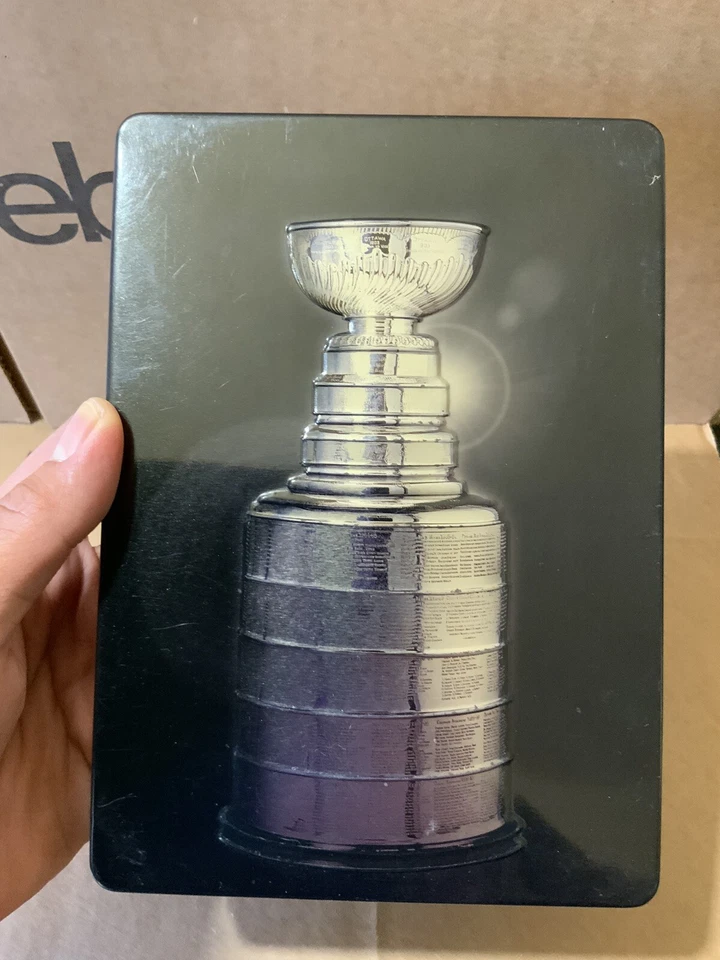 NHL 13 Stanley Cup Collector's Edition Steelbook Tin Case - Image 3 of 4