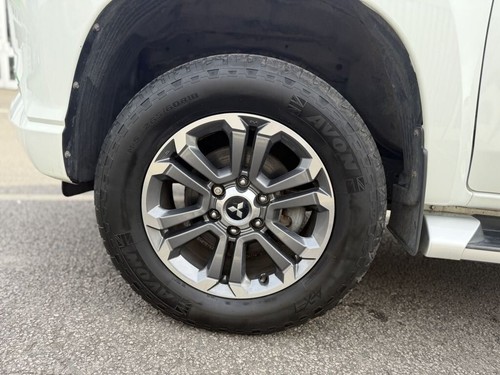 2020 Mitsubishi L200 2.2 DI-D DC Warrior Pickup Double Cab 4dr Diesel Manual 4WD - Picture 19 of 24