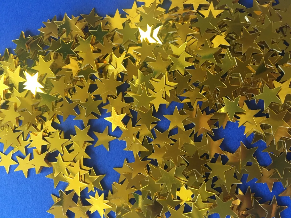 50 Gold Sterne Streuelemente Streudeko Basteln Kartengestaltung Metallic  Folie