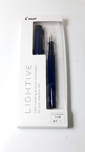 Pilot Fountain Pen LIGHTIVE 142mm 5.6" - 5 Colours Medium Nib Japan New - Picture 21 of 30