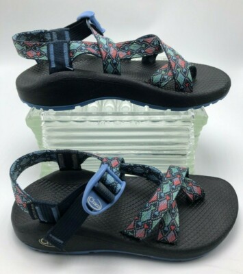 hiking sandals chaco