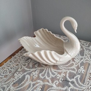 Swan Centerpiece | eBay