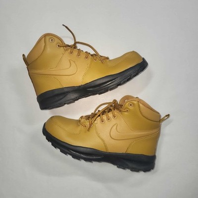 Nike Manoa LTR (GS) Unisex Stiefel BQ5372-700 Wheat Black Youth Größe UK 6 EU 39